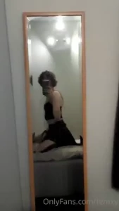 I like to play with toys