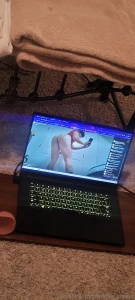 Watch me pound my cheeks and take a picture of my slutty fat ass for part 1