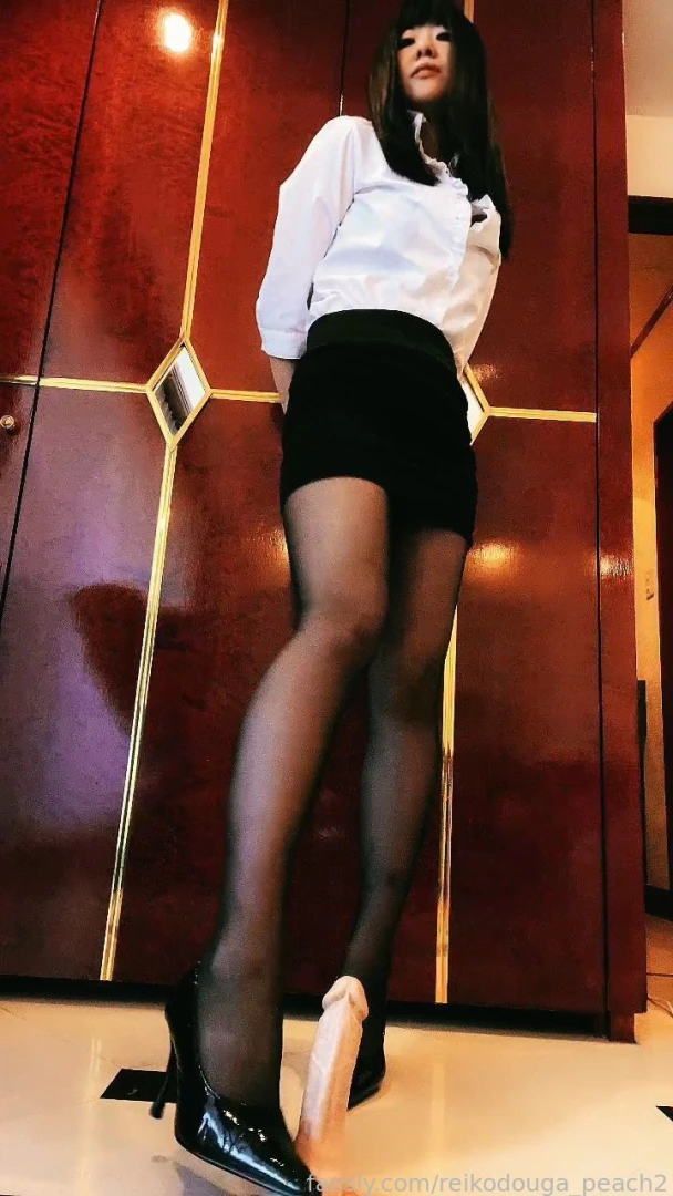 Actually my leg muscles always hurt after shooting videos 