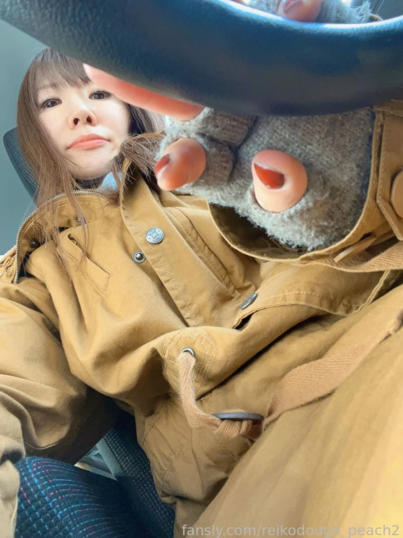 Today when i woke up there was snow on the ground it seems like it 