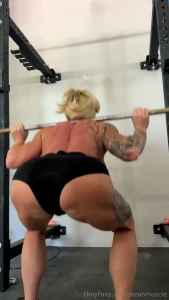 Topless squats