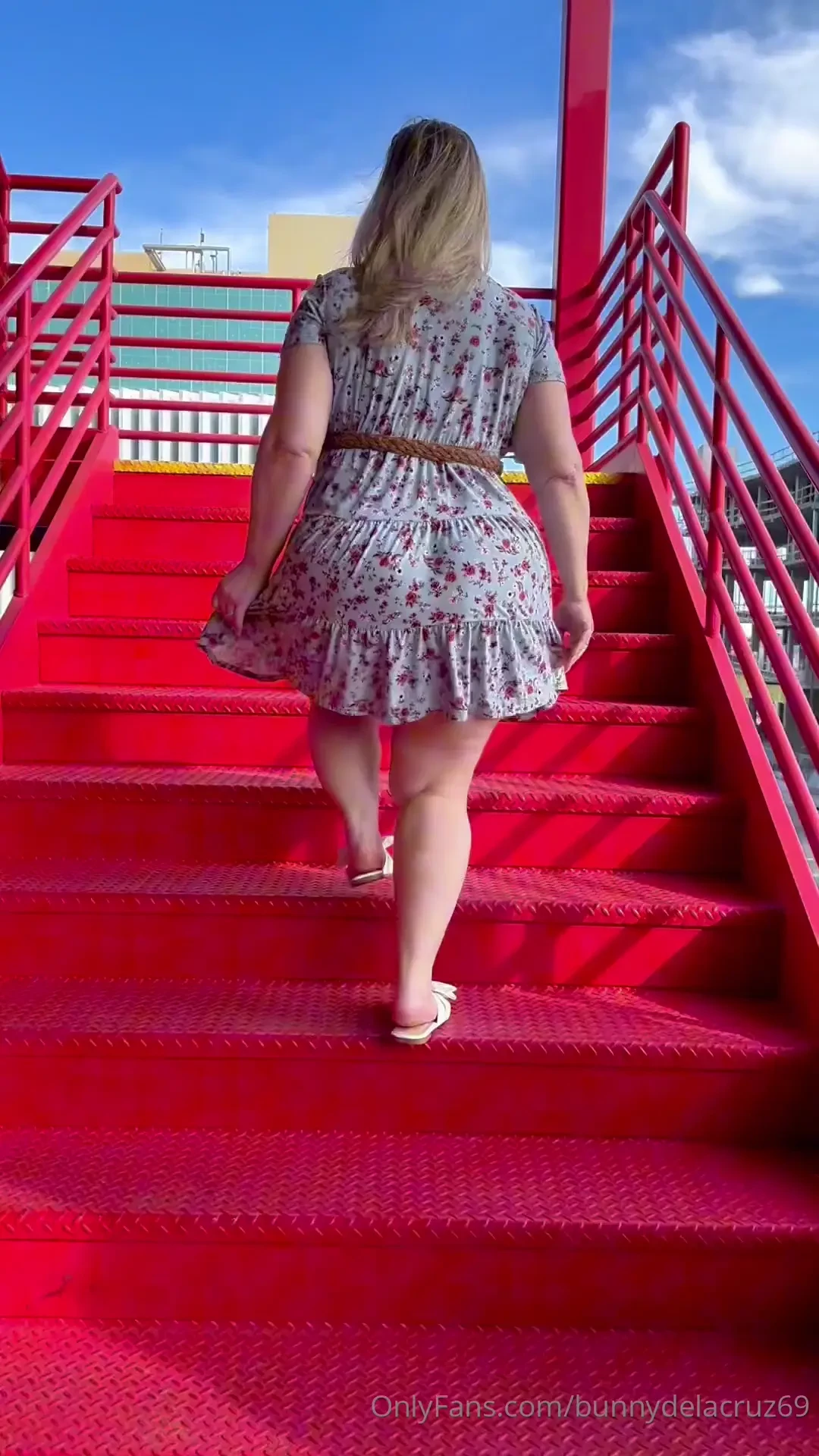 Wow the wind was really strong did you catch that leave a little love 