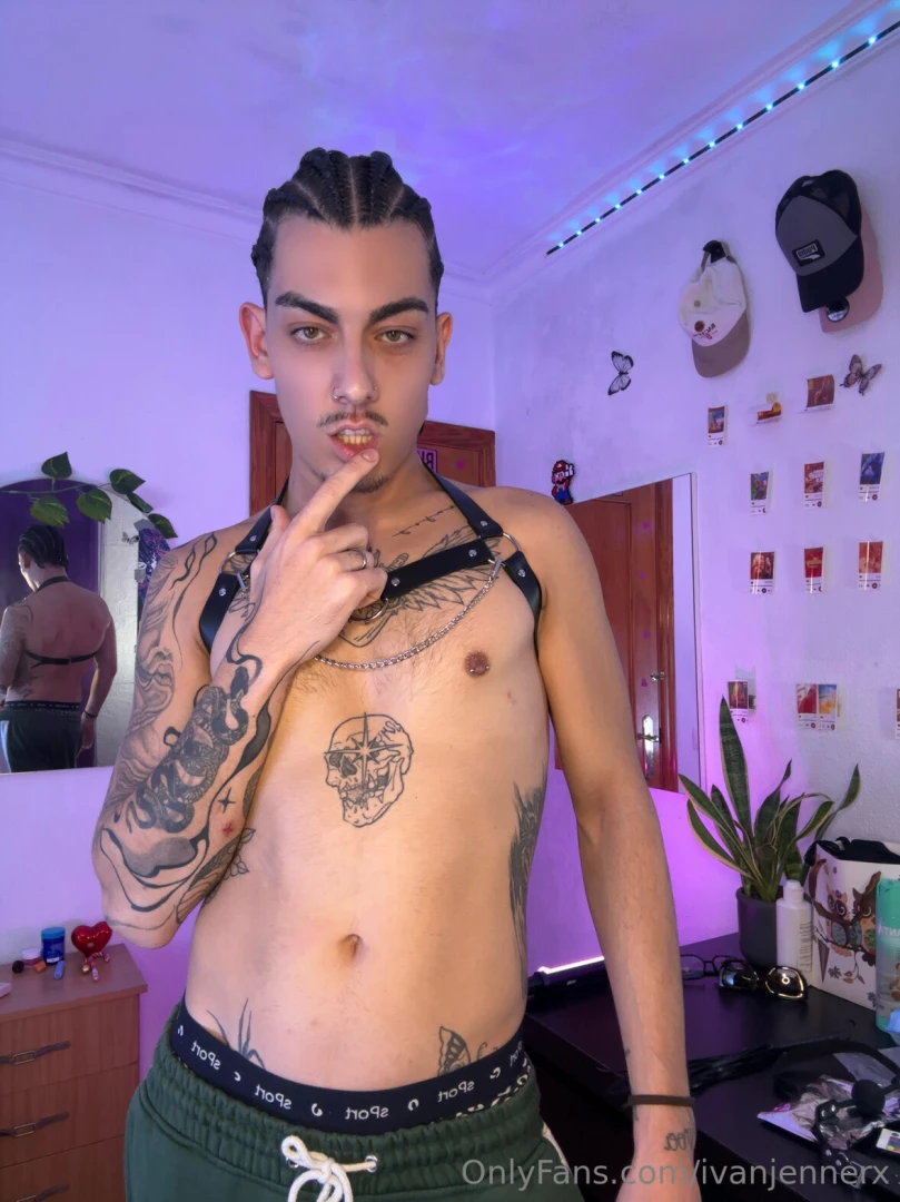 Tattoos muscles and dominance what more could you ask for pay up 