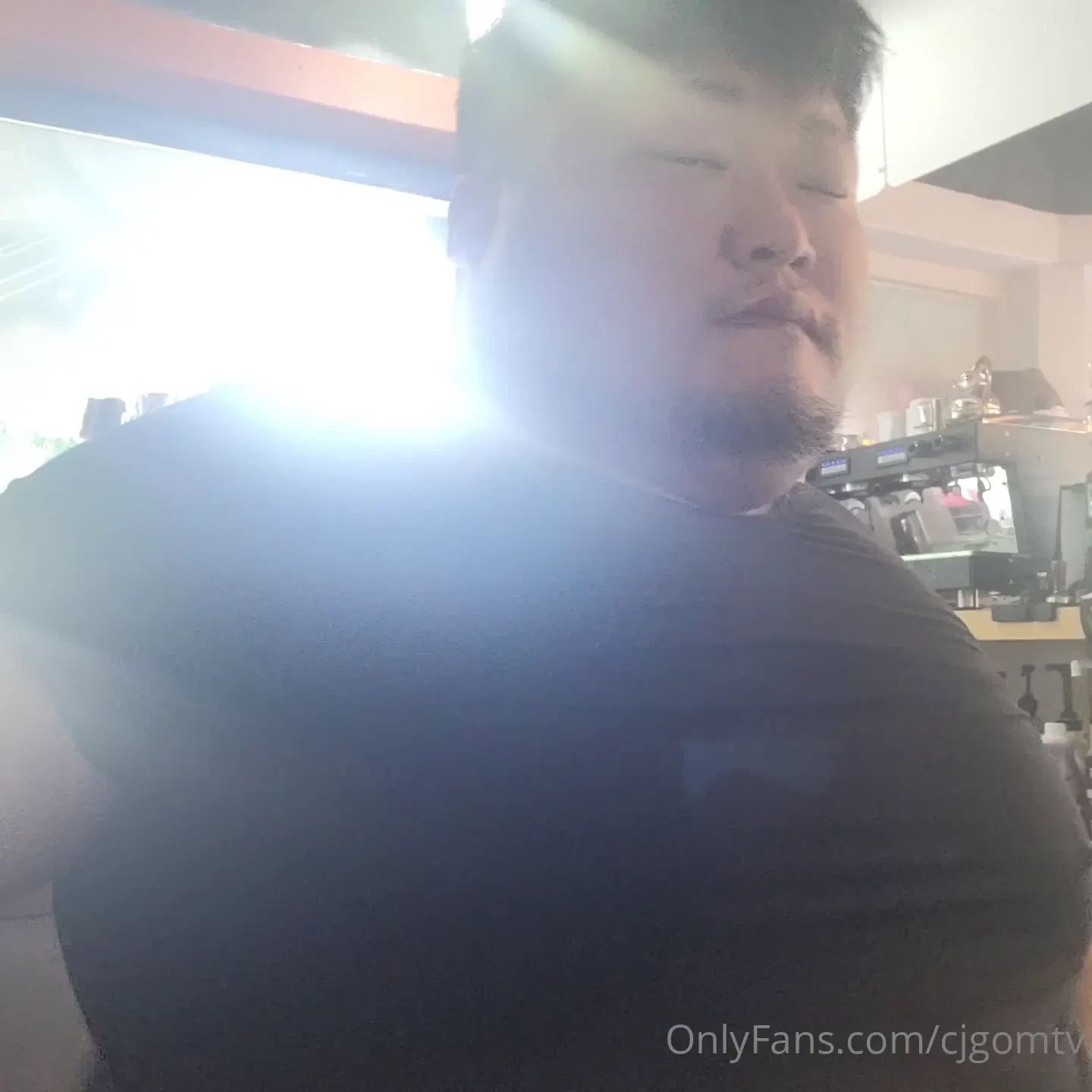 Caress my pec 