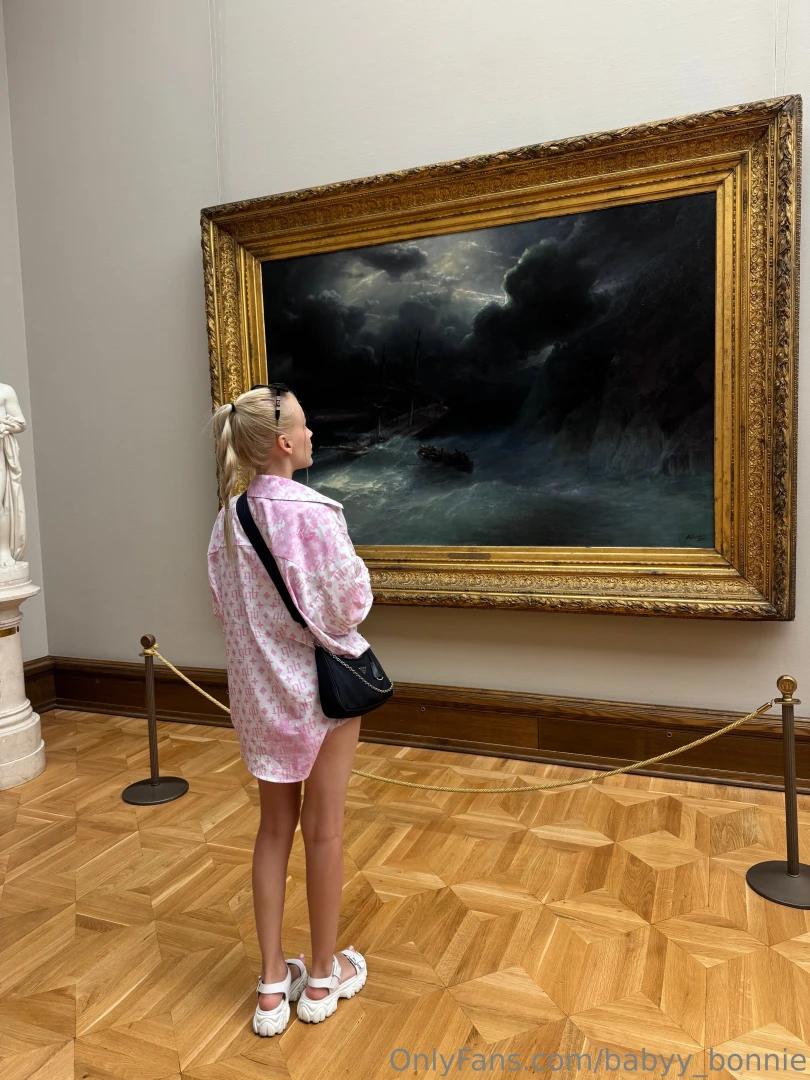 I m so in love with art there s something magical about getting lost 