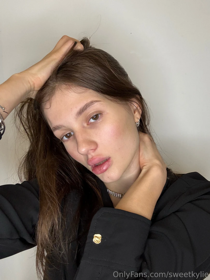 My plans for tonight just looking cute as always 