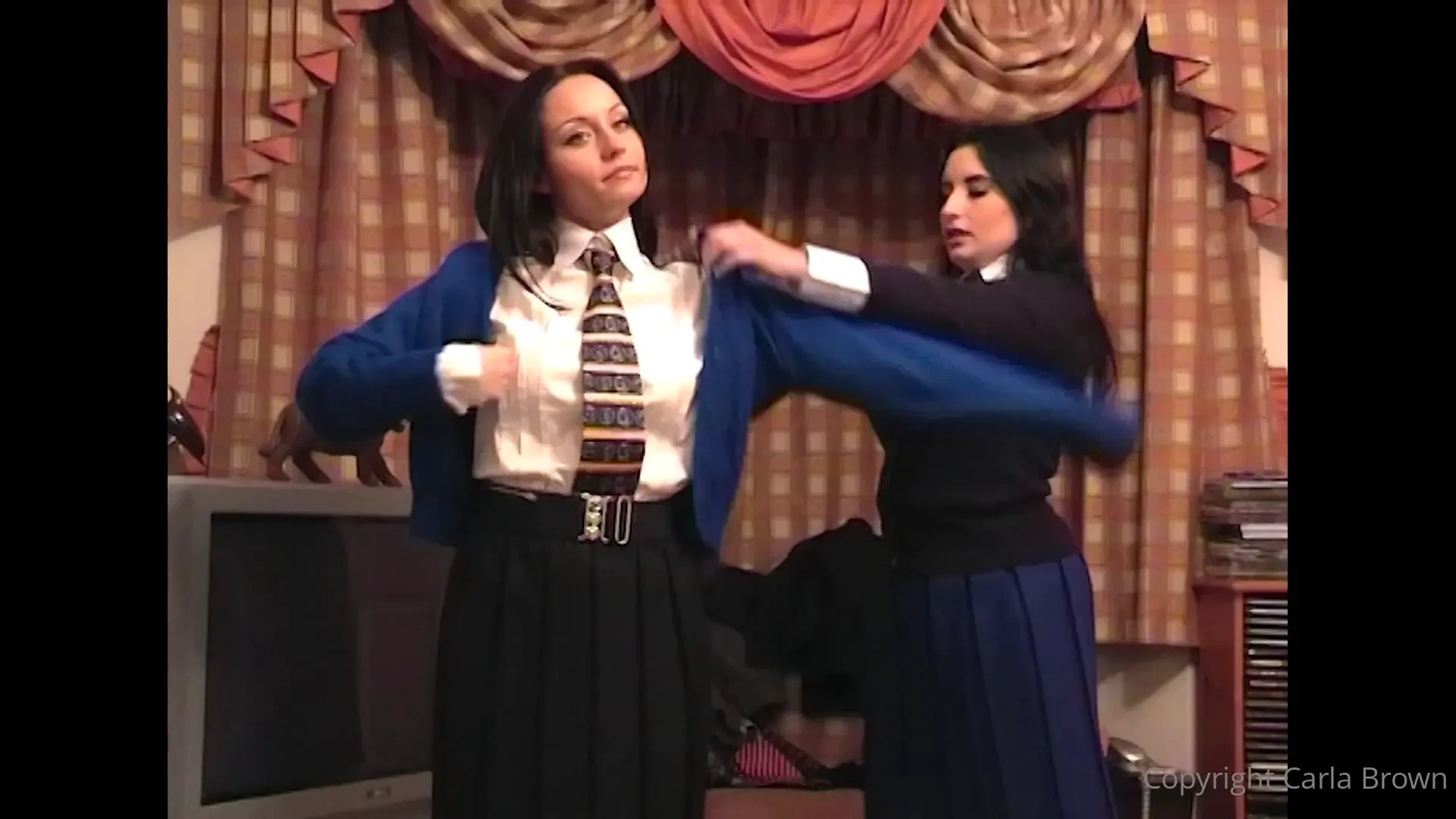 Throwback thursday now bossyboots jasminedelaunay makes me change into 