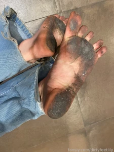 Hope you guys like the dirty soles dirtyfeet footfetish feetgirl