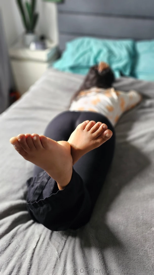 Here s my feet hope you like part 2 