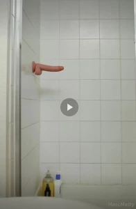 New want to see what i did with my dildo in the shower