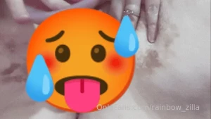 Y know the 3 dragon dildos i was gifted and played with a while back