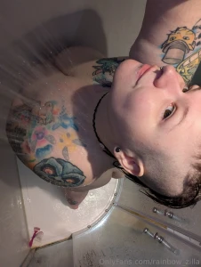 I ve been very busy and hurt my hip and back quite badly boobies for