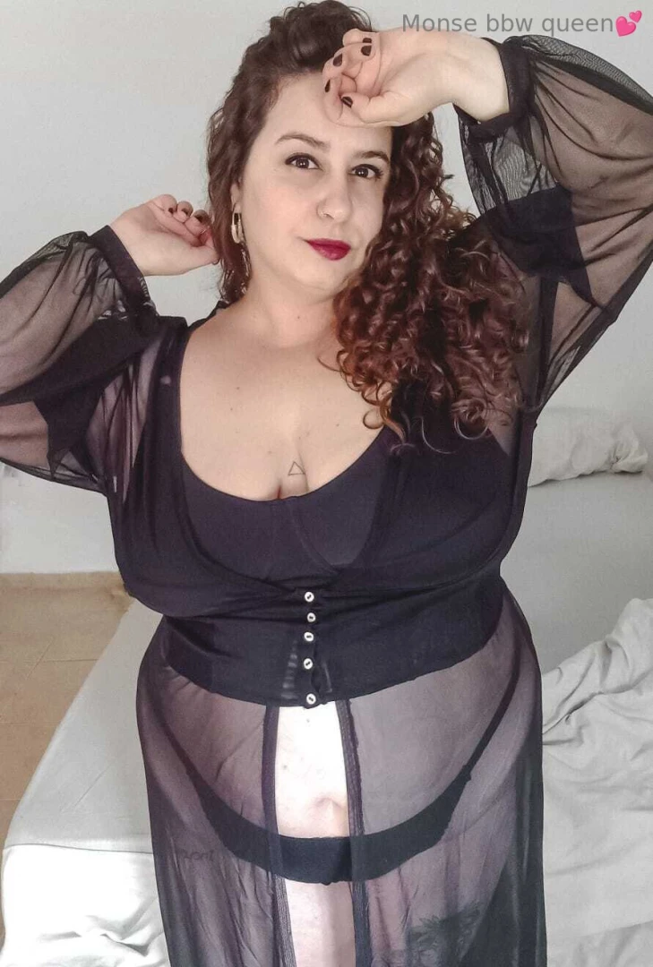 Stretch marks and confidence im a whole meal 