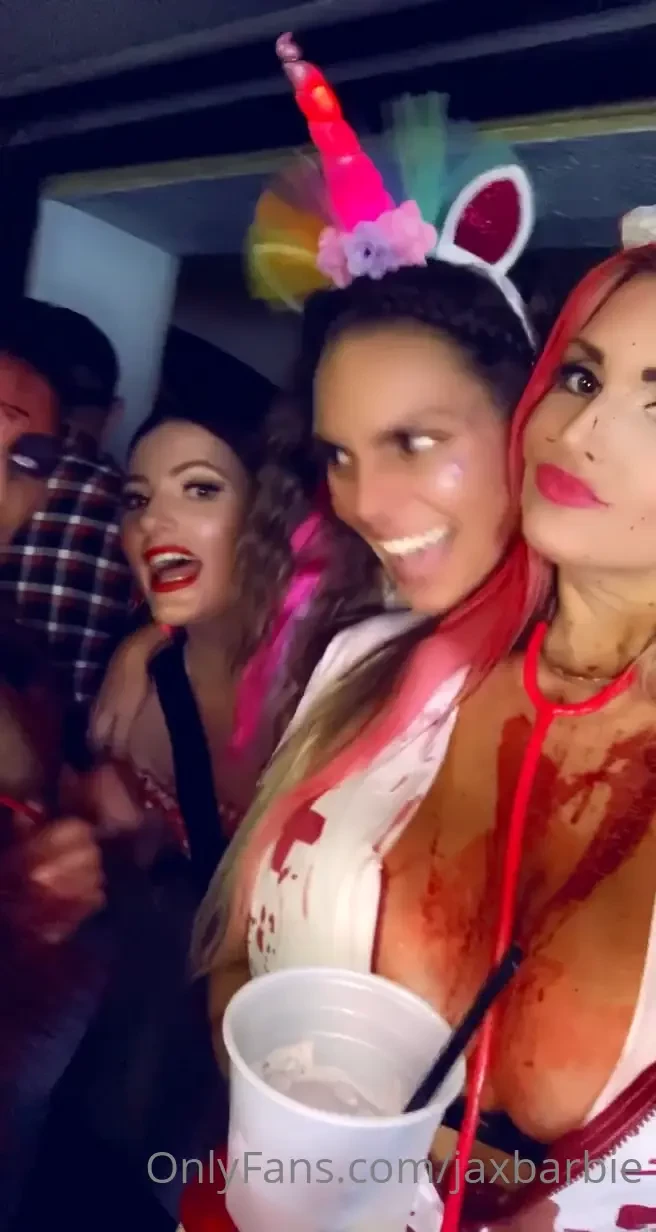 Now time to dump all the videos and pics from this crazy weekend that 