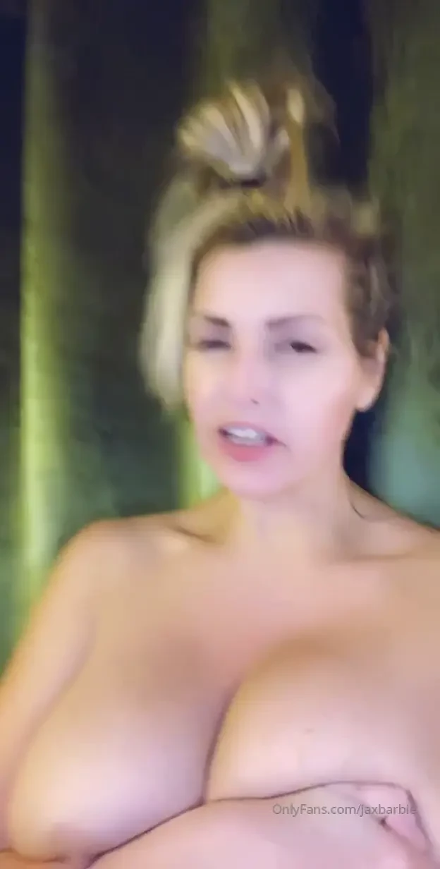 I painted murals on every wall in my place so yeah lots of color 