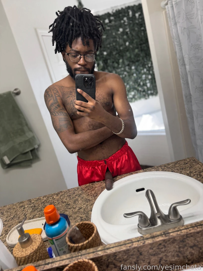 Dm me if you d give me some head i m tryna see somethin ebony chetatv 