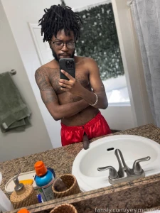 Dm me if you d give me some head i m tryna see somethin ebony chetatv