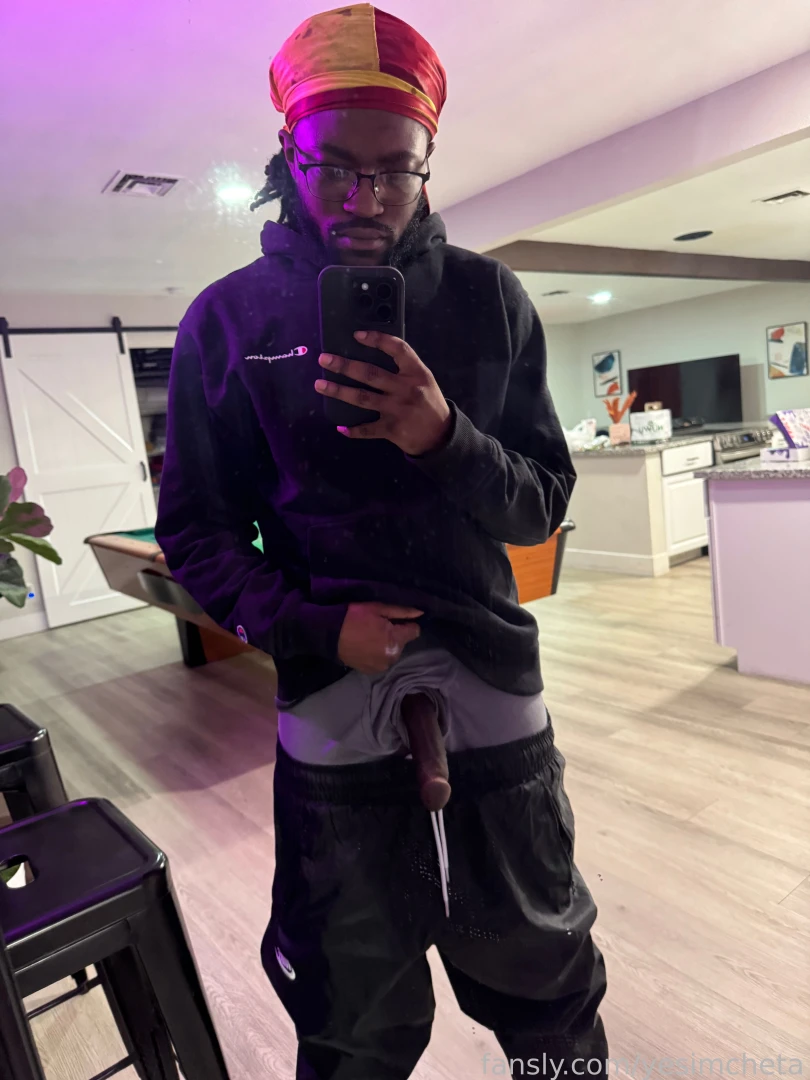 I woke up hard af today i m bouta make videos today ebony chetatv 