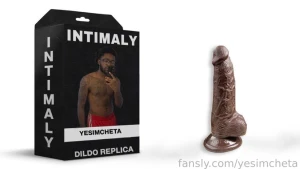 Wanna buy a toy and use my dick buy one and send proof and i ll hook