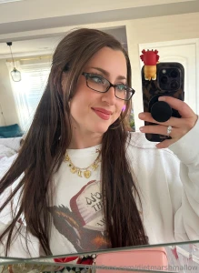 Idk if you guys like sfw shots but here are a few cute pics from the part 2