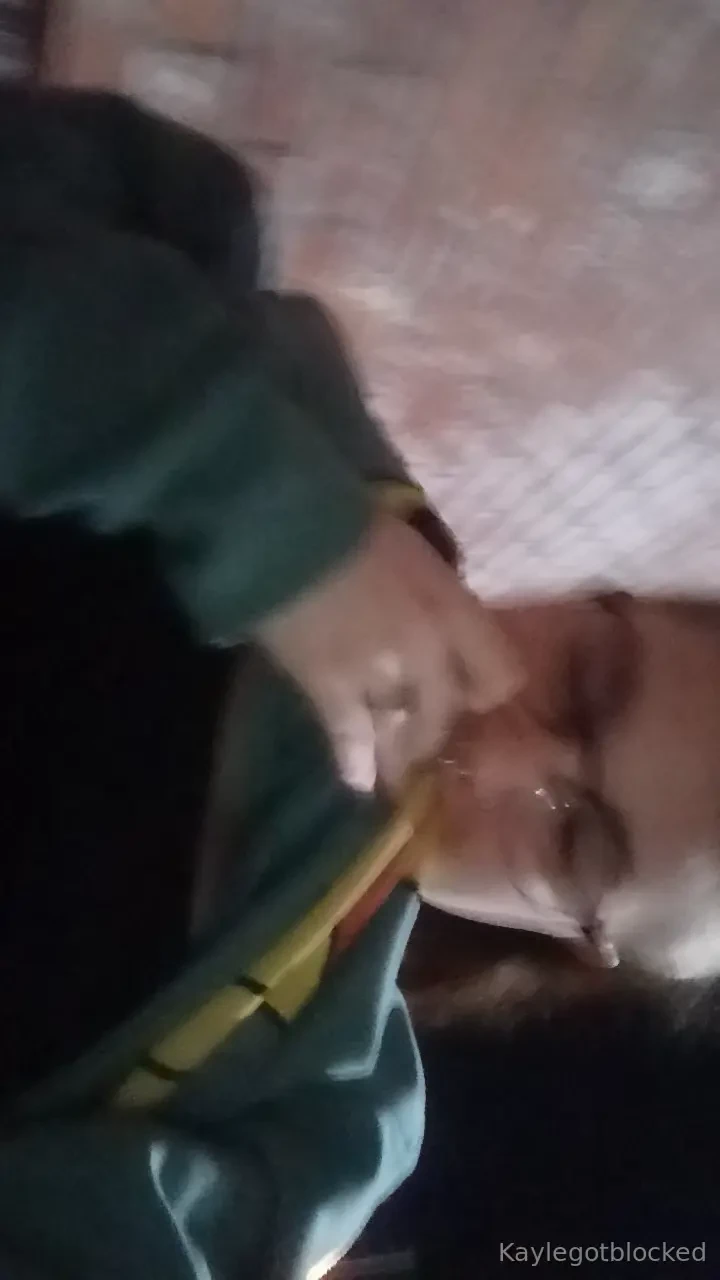 Flashing my titties where nobody but yall can see me lt 3 