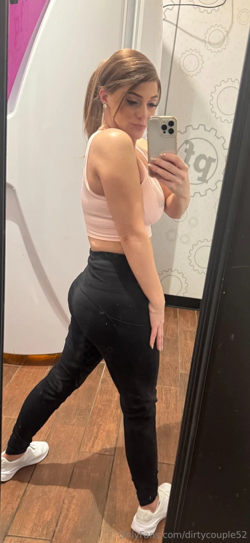 Gym photo shoot hope everyone has a great day 