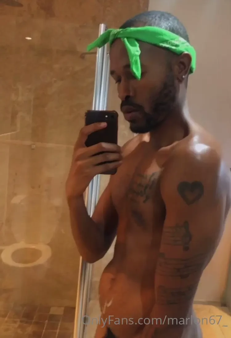 Watch me bust a nut from watching kdadriller fuvk my friend marlon67_ 