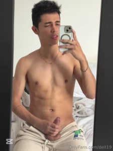 Playing a little with my dick part 1