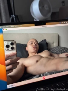 I know it s xmas eve but i just wanna be in bed and be cozy part 1