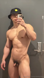 Need thicker legs and smaller waist for this summer part 1