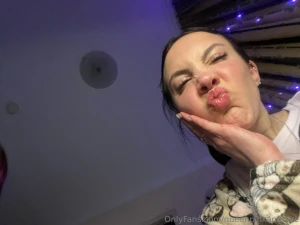 Queenpinkandlove part 18