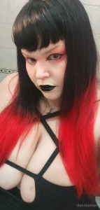 Some gothic makeup style what do u think