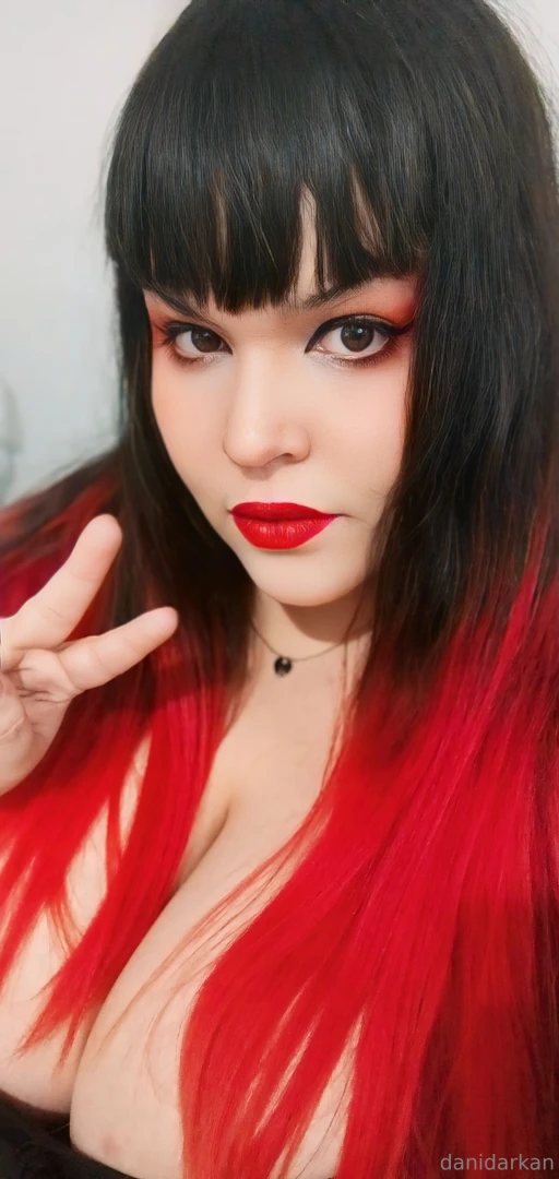 Kissy lips part 2 