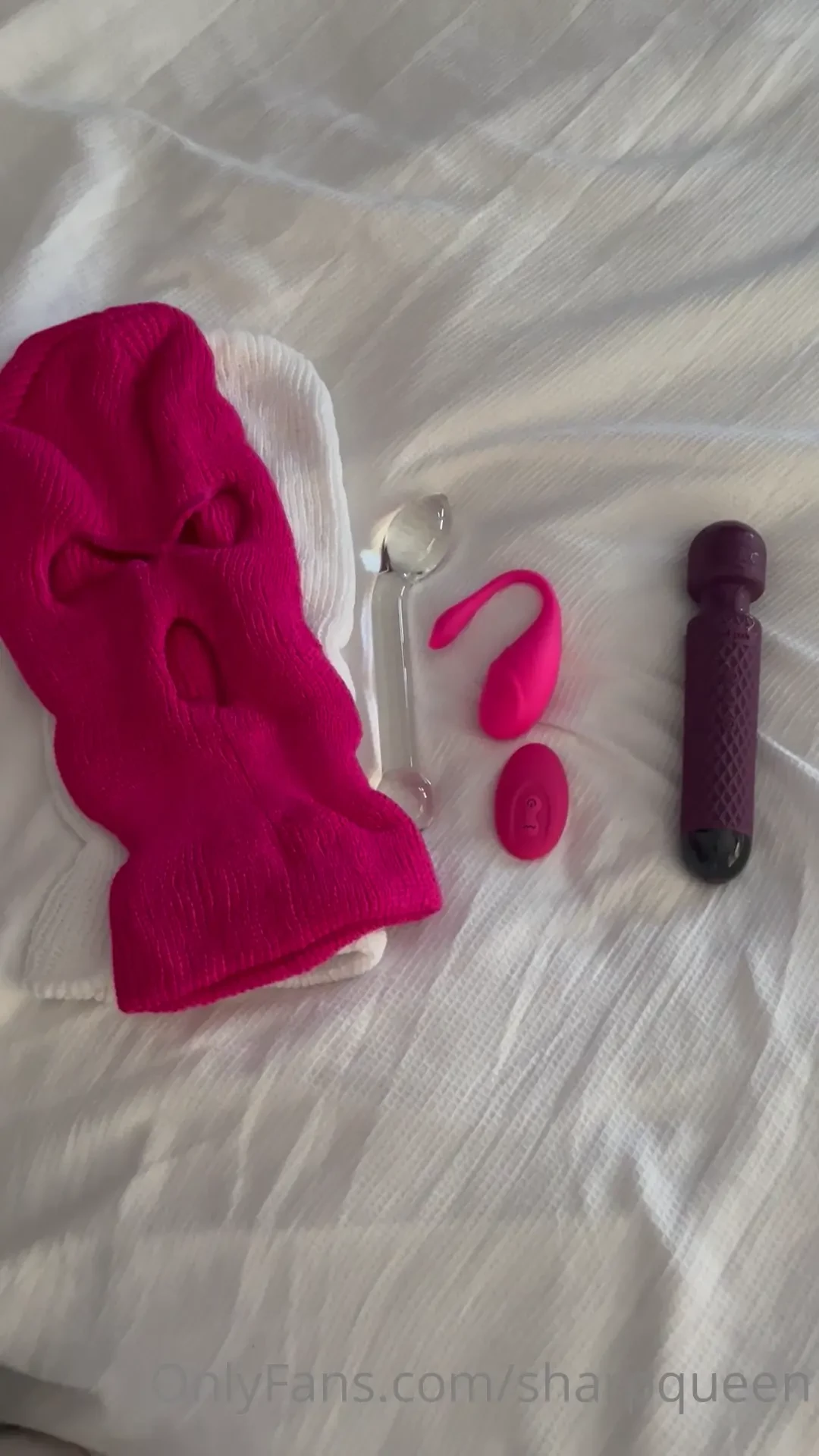 Tried my new gadgets - wanna see me cum tip 15 under this pic 