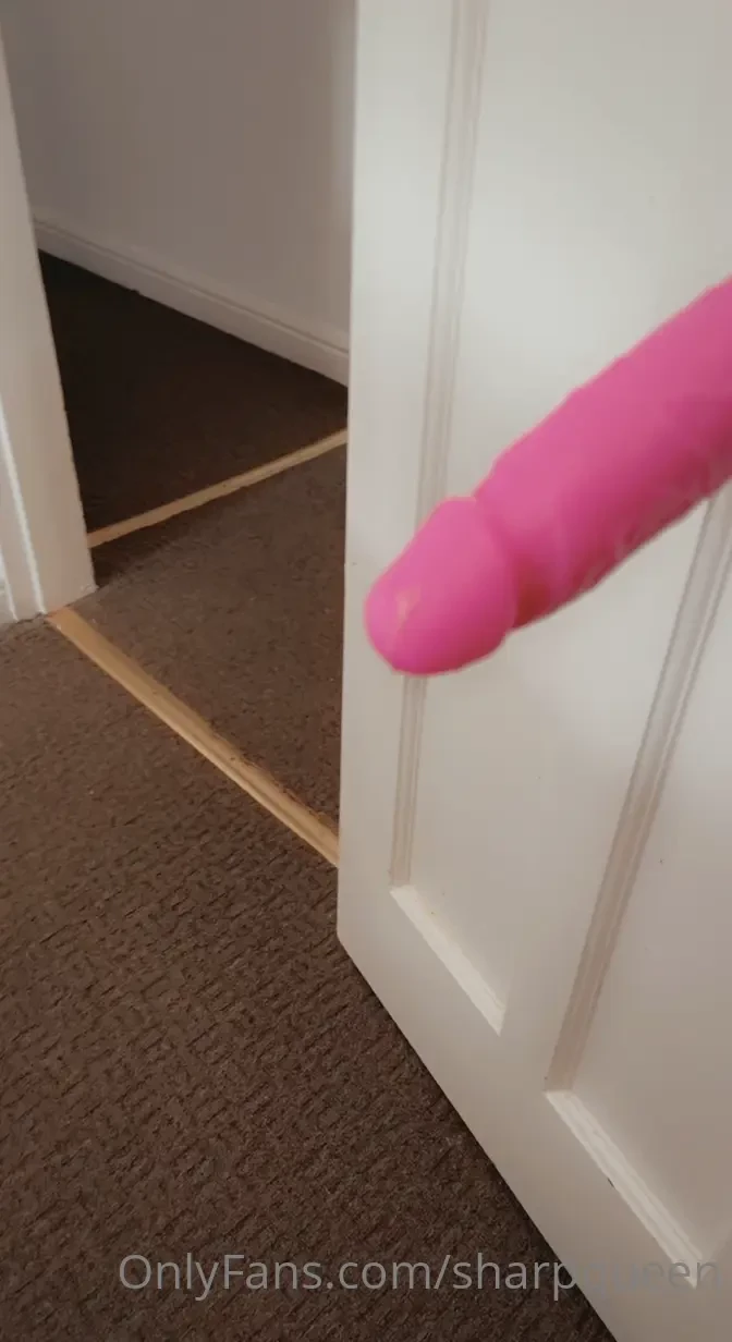 Who wants to see me playing with this bad boy tip on the pics and ill 