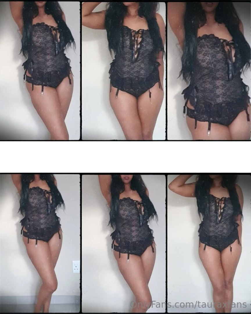 Black corset with suspenders 