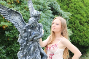 Happy valentine s day lovers i hope your day is full of ass spanking