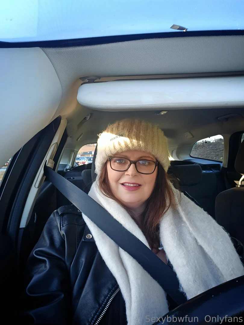 Trying to hide sexy after some accountant admin and mom mode now 