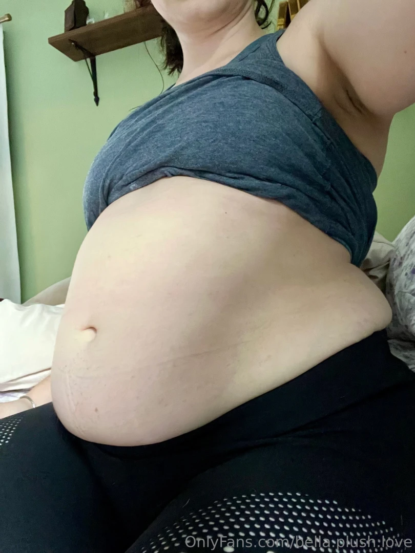 Not sure why i even bother with gym clothes anymore my gut just sends 