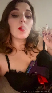 Smokeytemptress part 3