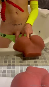 Fat butt