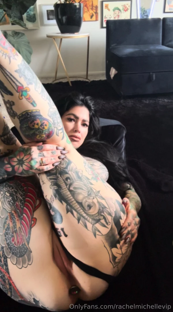 Tie me up just like this please 