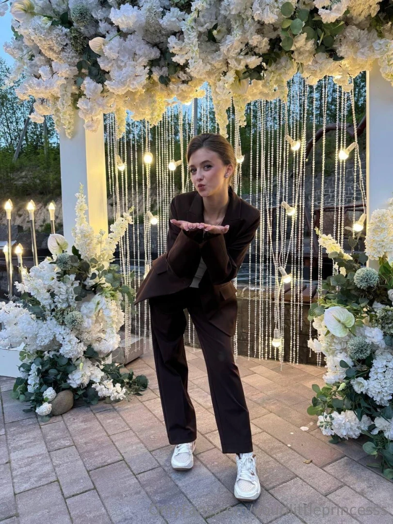 You have to catch every single one of my kisses 