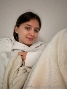 It should already be summer but i still feel so cold