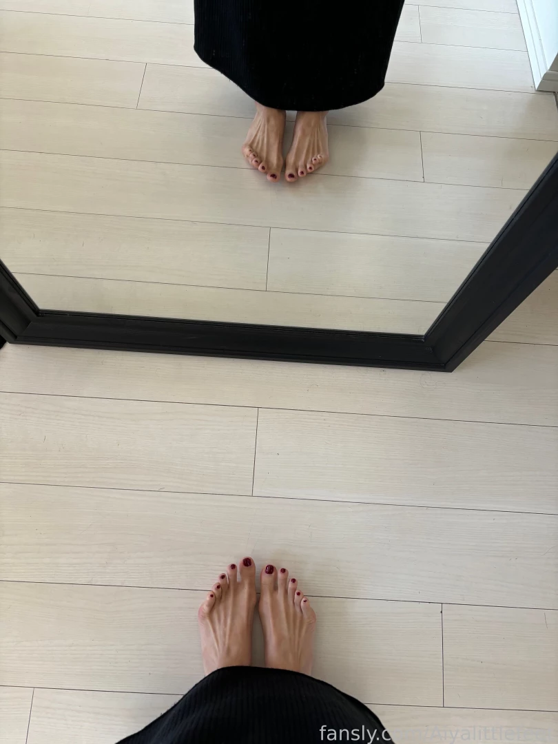 This is some real life archive footage of the first pics i ever took part 1 