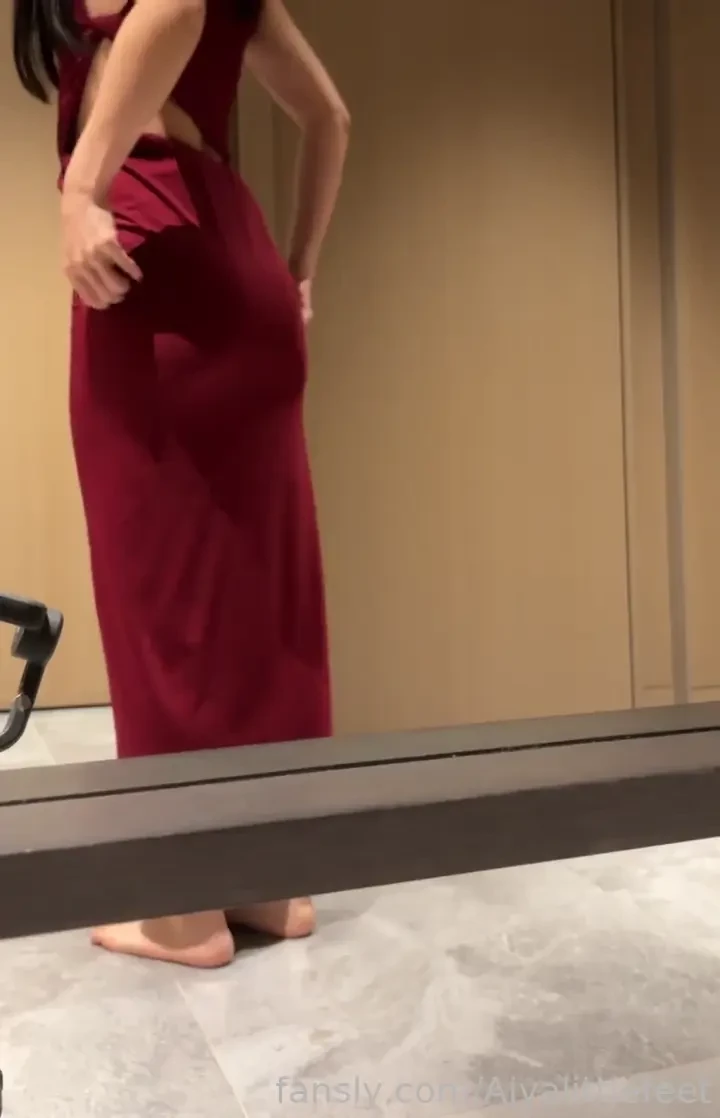 It would be rude of me to not slap my own ass and jiggle it a bit 