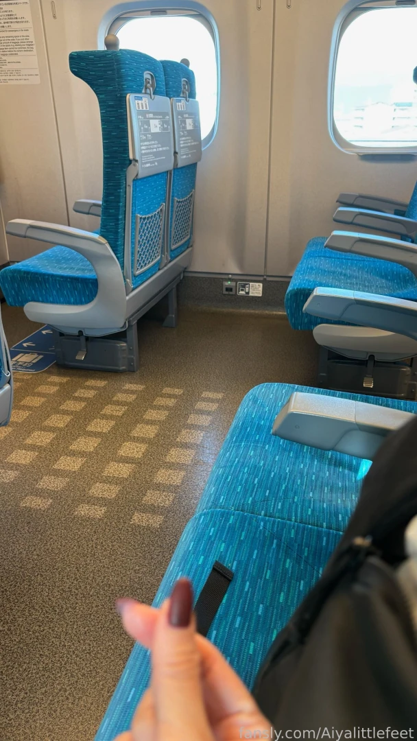 I guess it s hard to find ways to show my personality here so i felts part 5 