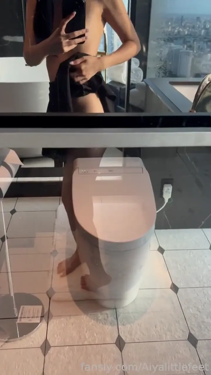 I can t really tell if aiyalittlefeet is wearing any panties or not i 
