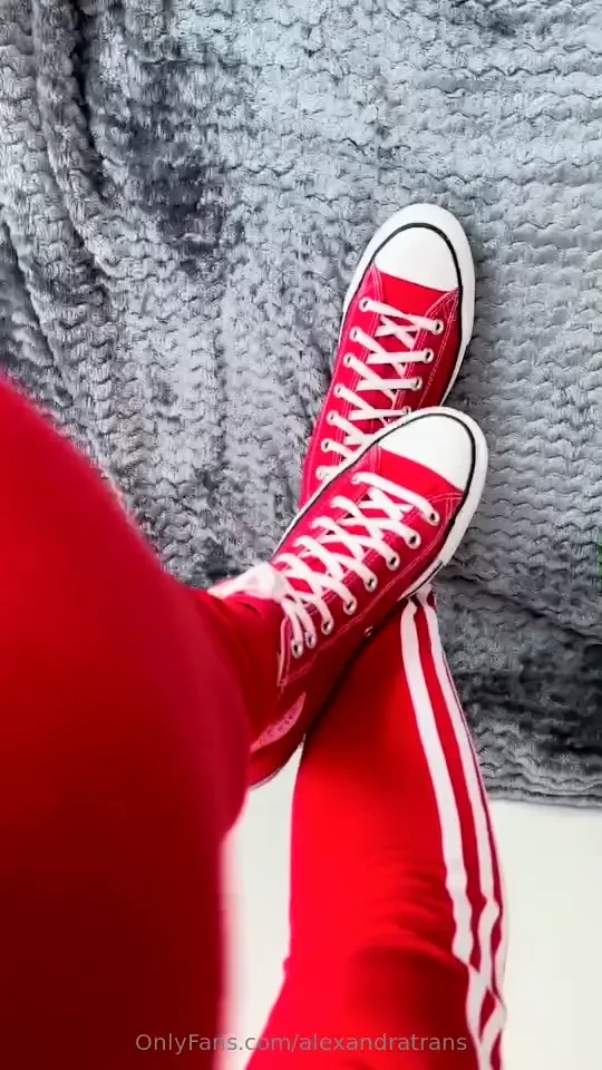 I love my adidas outfit such a perfect match with my red converse 