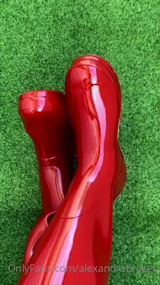 I m so happy today my fan of the month straightguy1976 tipped me 